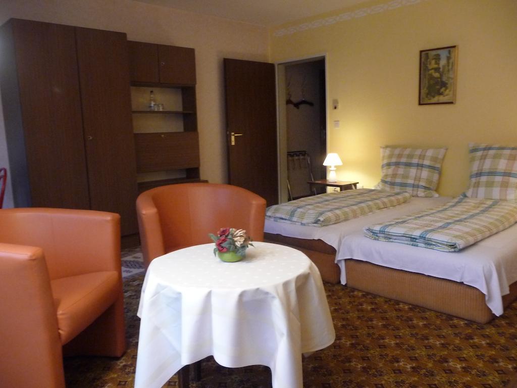 Hotel-Garni-Sonnenlay ベルンカステル・クース 部屋 写真