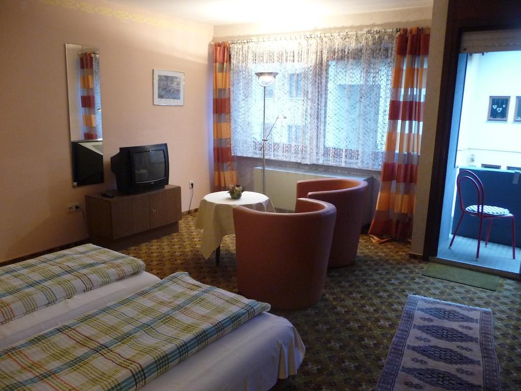 Hotel-Garni-Sonnenlay ベルンカステル・クース 部屋 写真